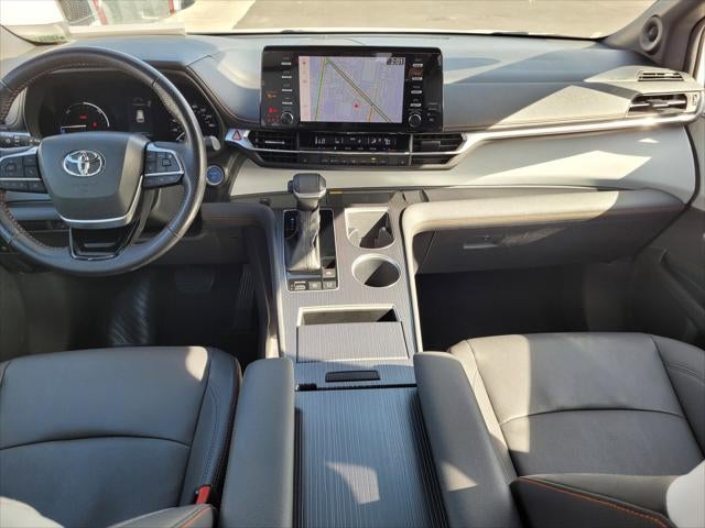 2023 Toyota Sienna XSE 7 Passenger