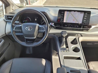 2023 Toyota Sienna XSE 7 Passenger