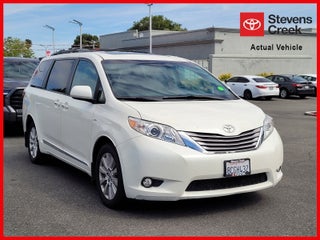 2017 Toyota Sienna XLE 7 Passenger