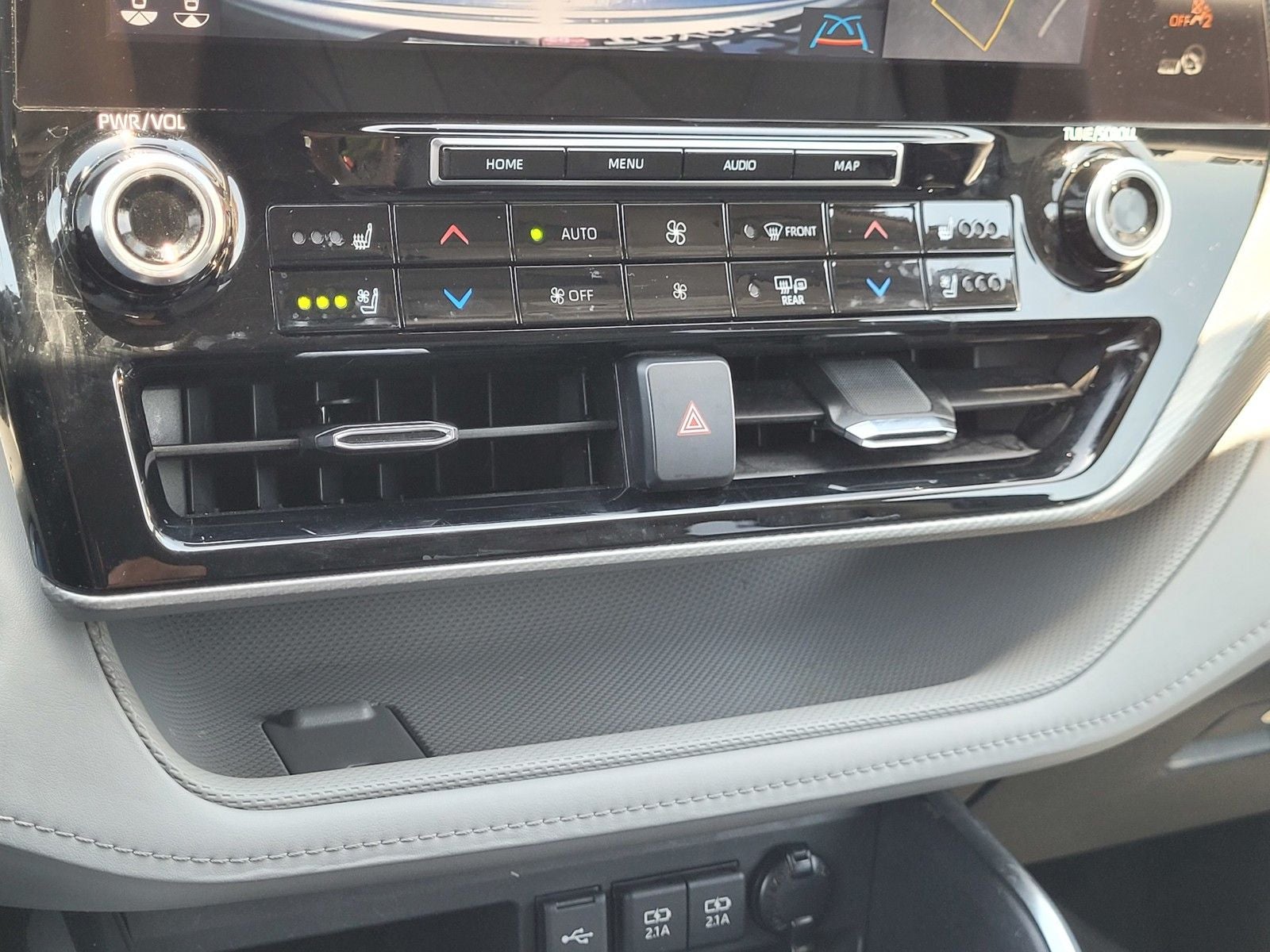 2021 Toyota Highlander Hybrid Platinum