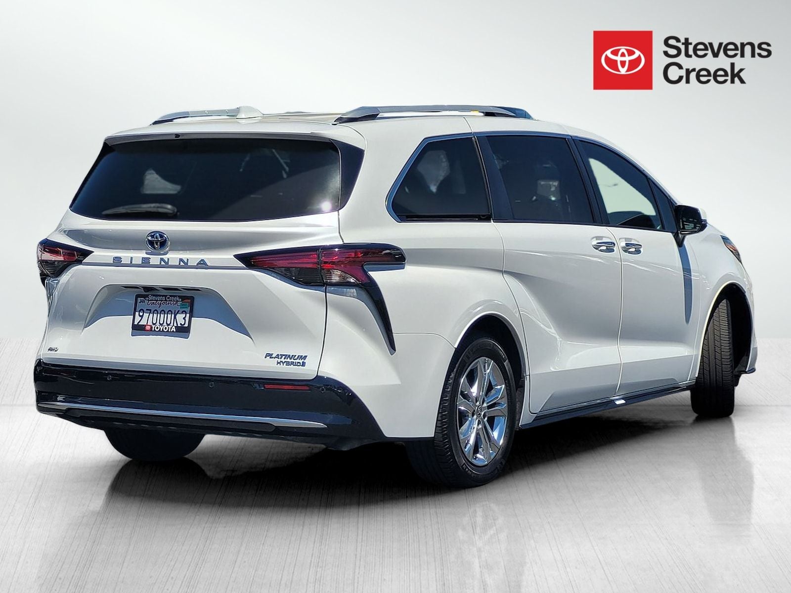 2022 Toyota Sienna Platinum 7 Passenger