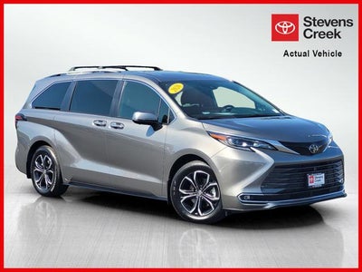 2026 Toyota Sienna Platinum 7 Passenger
