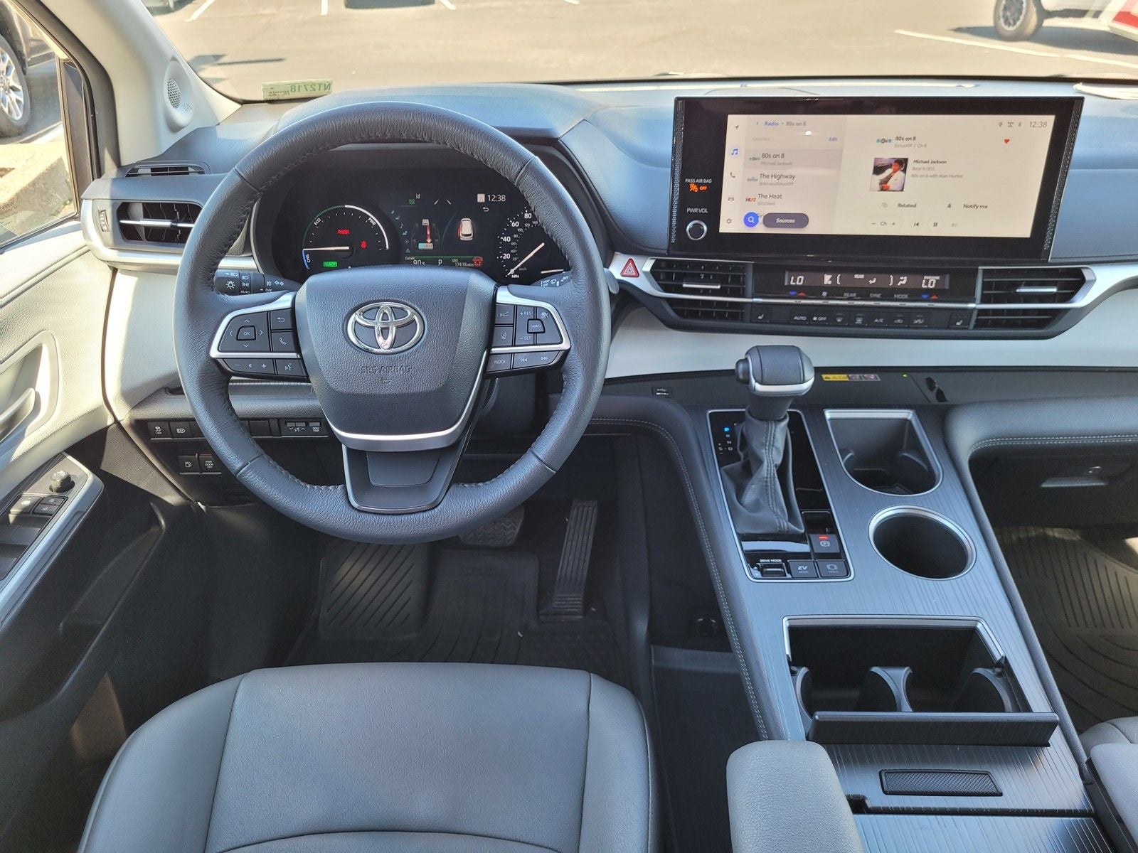 2025 Toyota Sienna XLE 7 Passenger