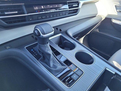 2025 Toyota Sienna XLE 7 Passenger