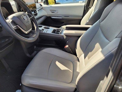2025 Toyota Sienna XLE 7 Passenger