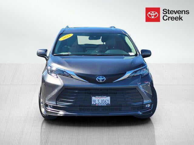 2025 Toyota Sienna XLE 7 Passenger