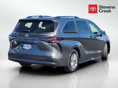 2025 Toyota Sienna XLE 7 Passenger