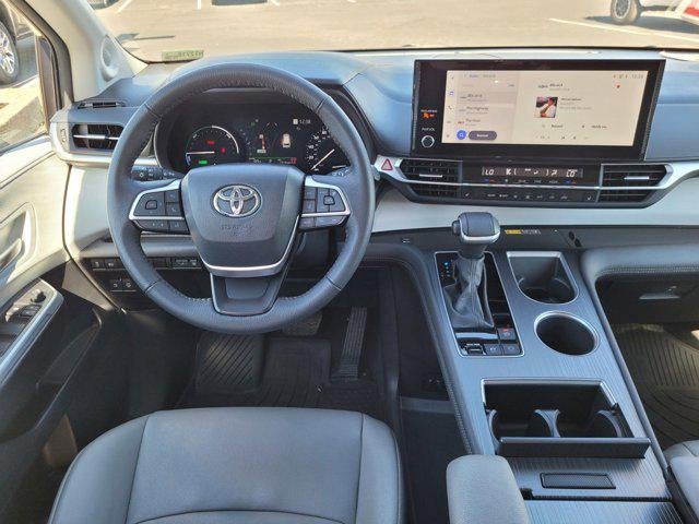 2025 Toyota Sienna XLE 7 Passenger