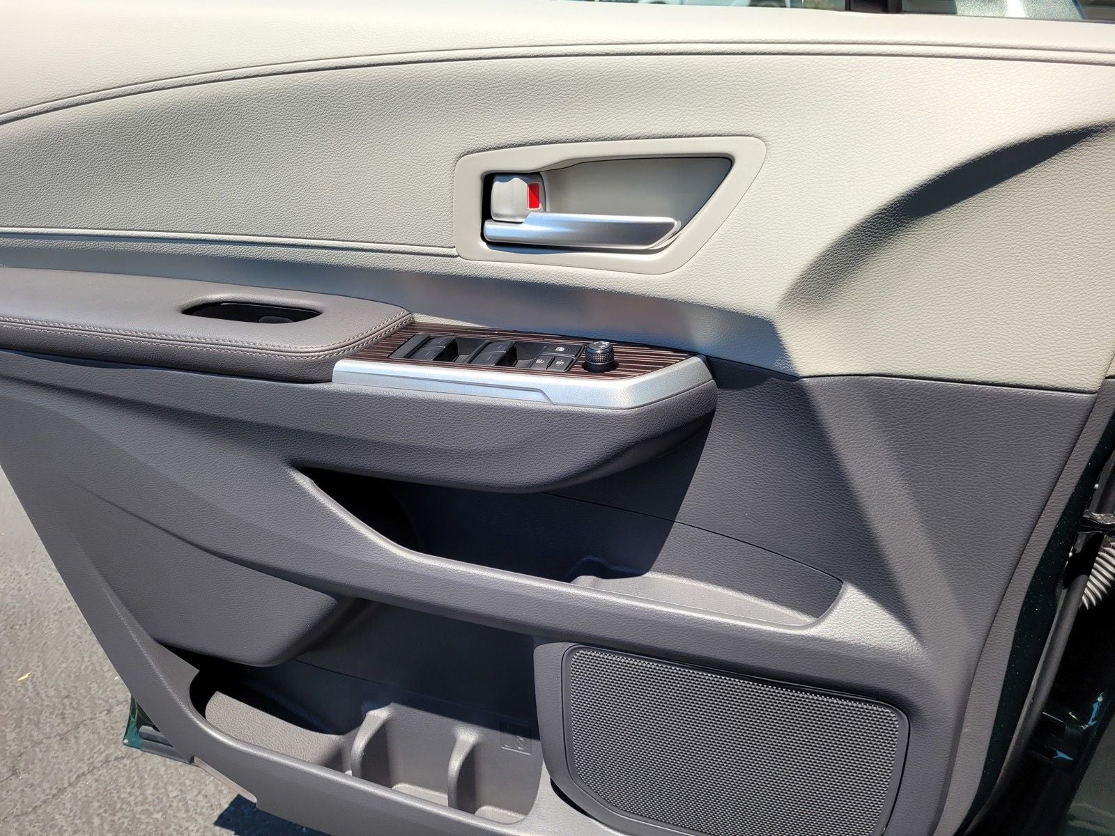 2024 Toyota Sienna XLE 7 Passenger