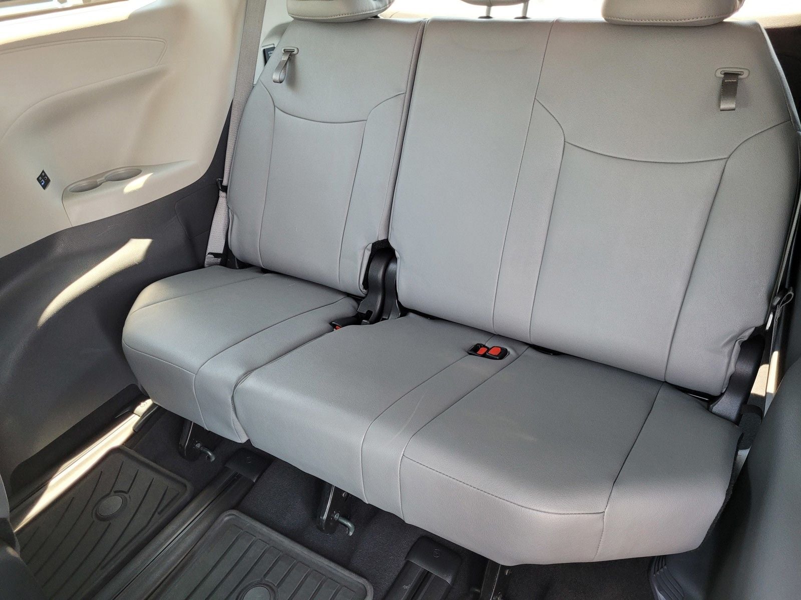 2024 Toyota Sienna XLE 7 Passenger