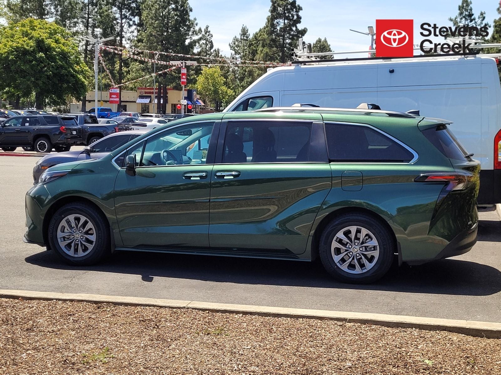 2024 Toyota Sienna XLE 7 Passenger