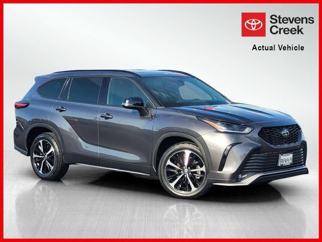 2022 Toyota Highlander XSE
