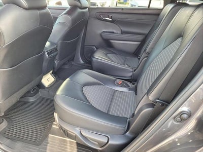 2022 Toyota Highlander XSE