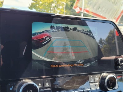 2025 Toyota Highlander Hybrid XLE