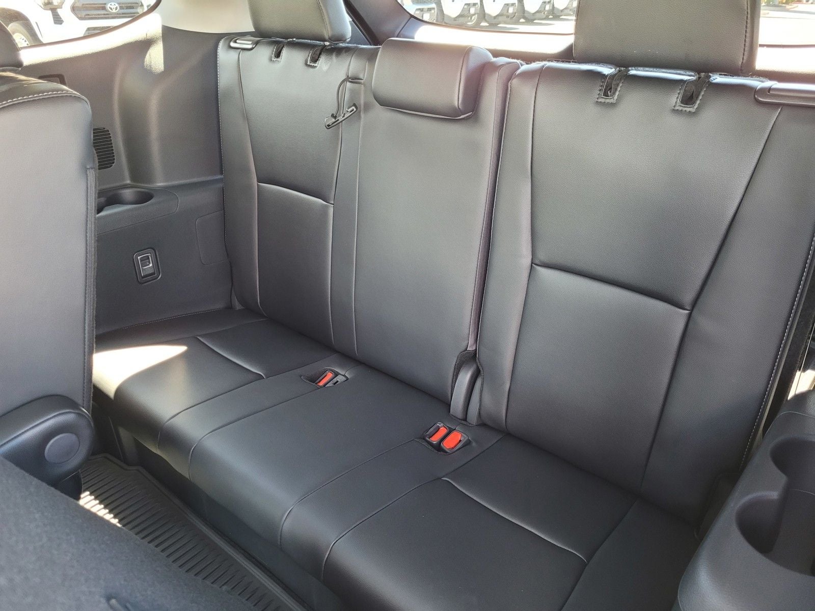 2025 Toyota Highlander Hybrid XLE