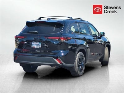 2025 Toyota Highlander Hybrid XLE