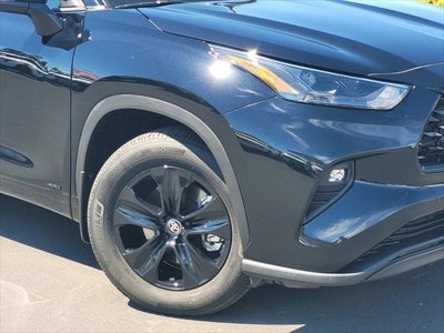 2025 Toyota Highlander Hybrid XLE