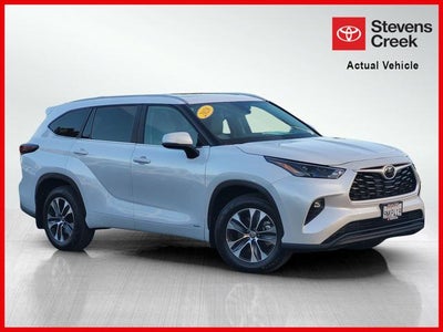 2026 Toyota Highlander Hybrid XLE