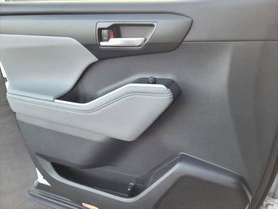 2026 Toyota Highlander Hybrid XLE