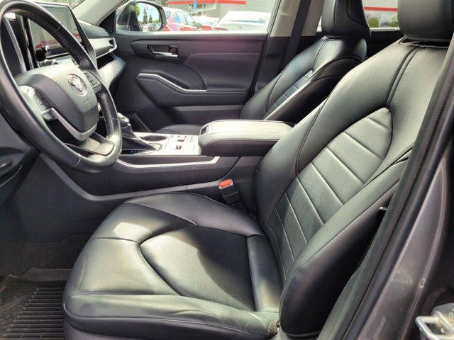 2023 Toyota Highlander Hybrid XLE