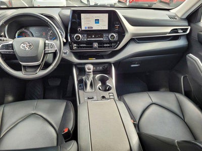 2023 Toyota Highlander Hybrid XLE