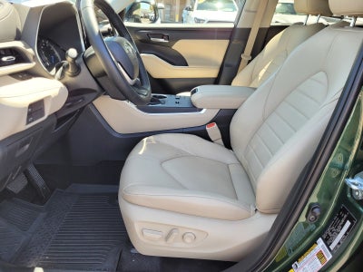 2025 Toyota Highlander Hybrid XLE