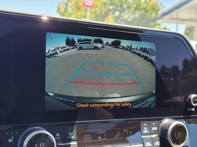 2025 Toyota Highlander Hybrid XLE