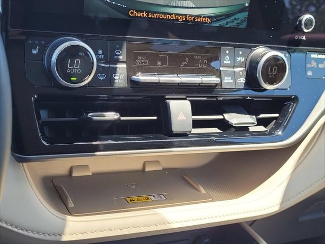2025 Toyota Highlander Hybrid XLE