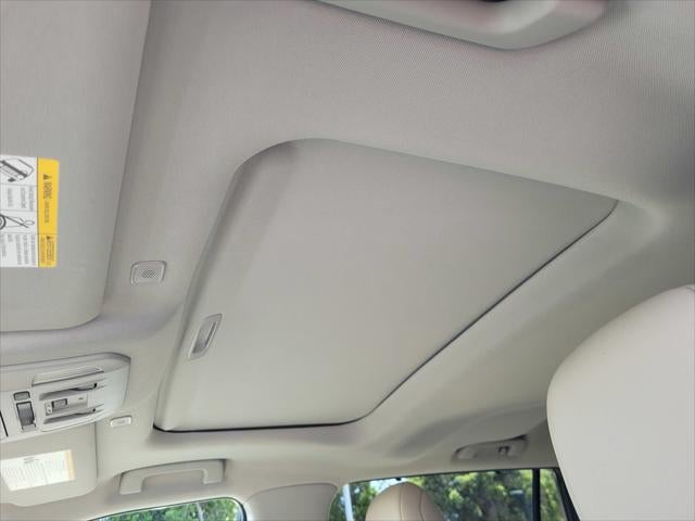 2025 Toyota Highlander Hybrid XLE