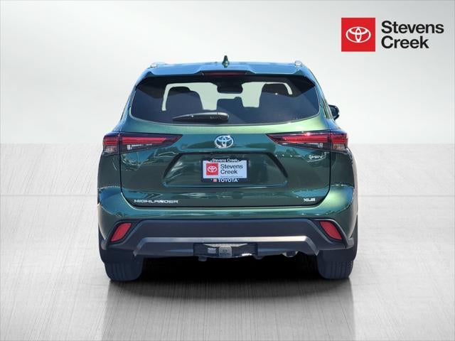2025 Toyota Highlander Hybrid XLE