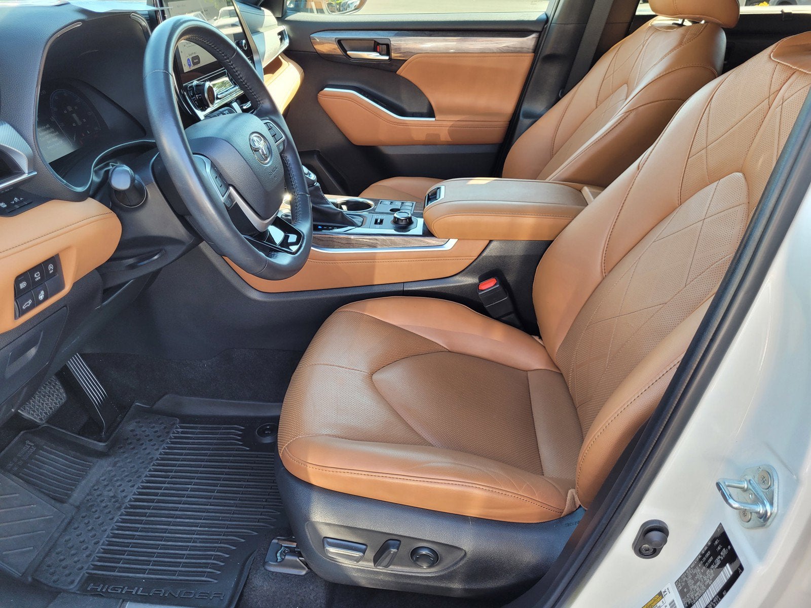 2024 Toyota Highlander Platinum