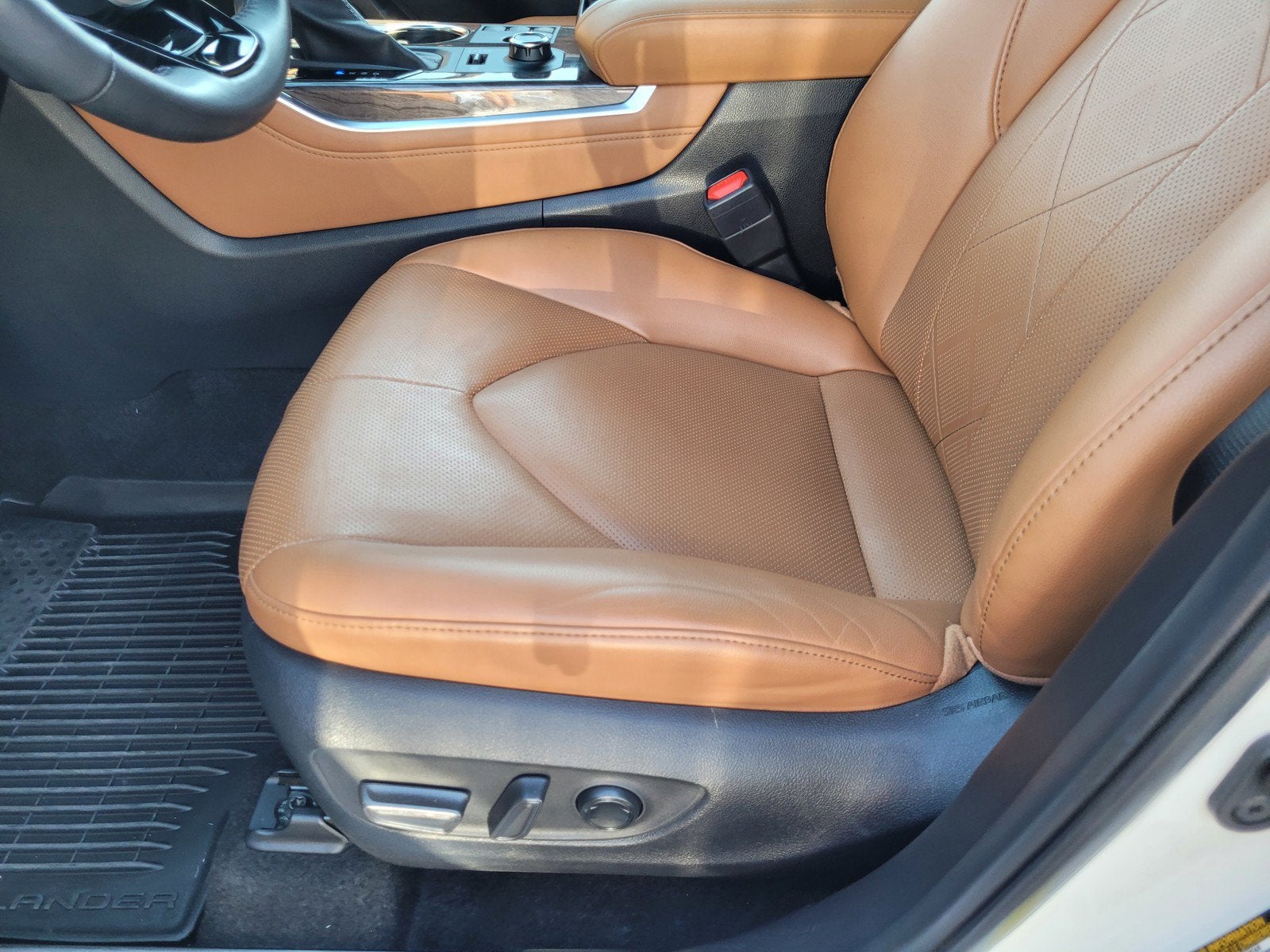 2024 Toyota Highlander Platinum