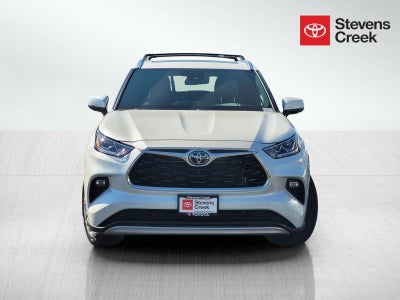 2024 Toyota Highlander Platinum