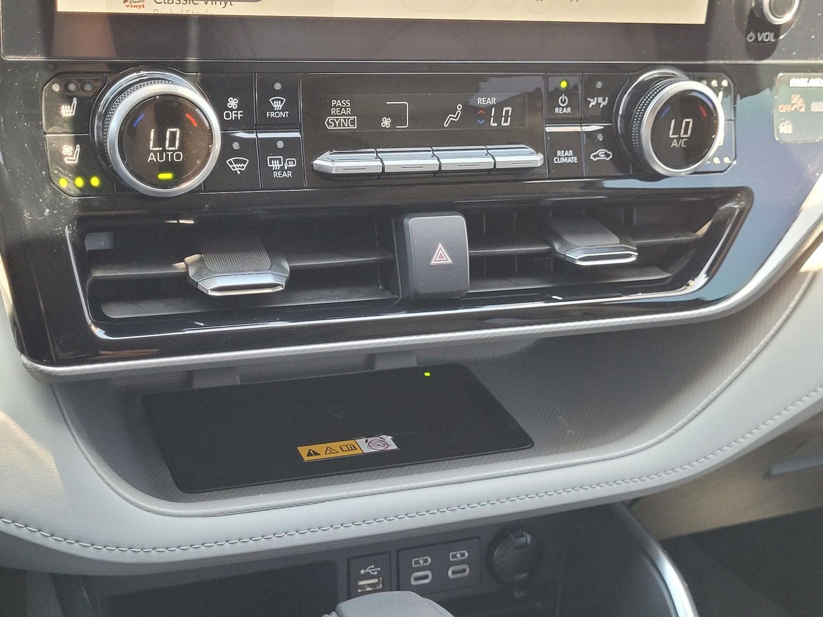 2024 Toyota Highlander Platinum