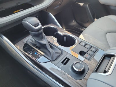 2024 Toyota Highlander Platinum