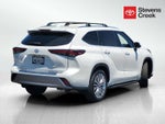 2024 Toyota Highlander Platinum