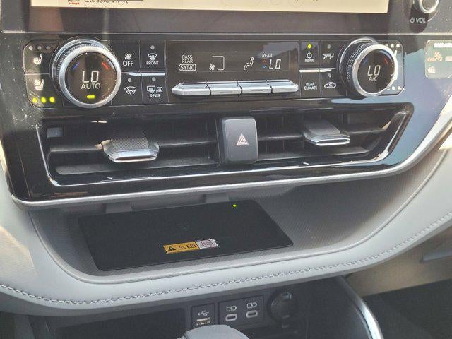 2024 Toyota Highlander Platinum