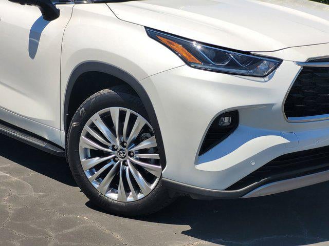 2024 Toyota Highlander Platinum
