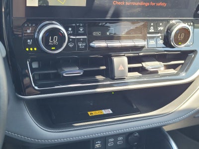 2024 Toyota Highlander Platinum