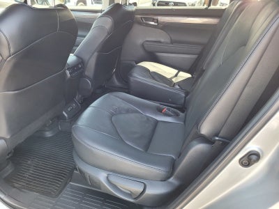 2024 Toyota Highlander Platinum