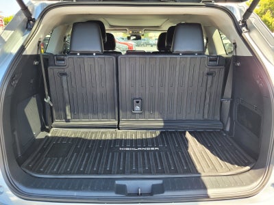 2024 Toyota Highlander Platinum