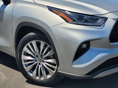 2024 Toyota Highlander Platinum