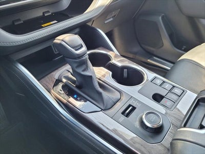 2024 Toyota Highlander Platinum