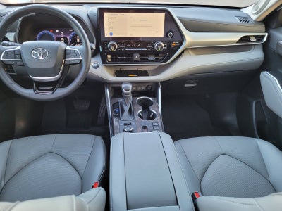 2024 Toyota Highlander Platinum
