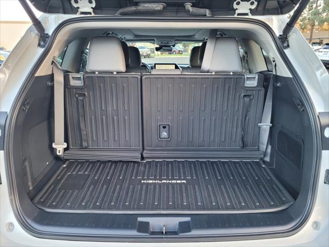 2024 Toyota Highlander Platinum