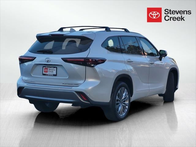 2024 Toyota Highlander Platinum