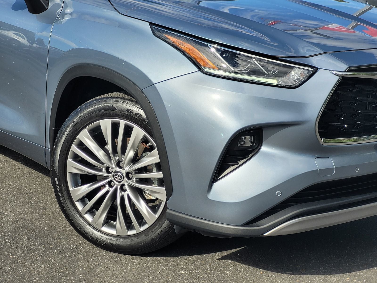 2024 Toyota Highlander Platinum
