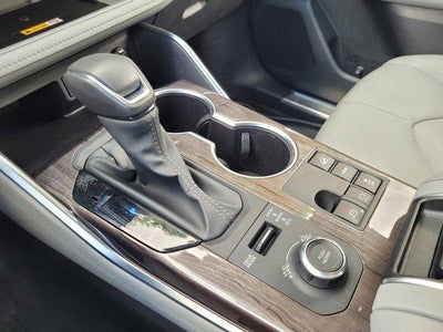 2024 Toyota Highlander Platinum