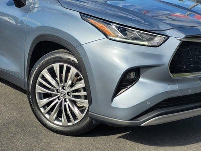 2024 Toyota Highlander Platinum