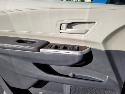 2024 Toyota Sienna LE 8 Passenger